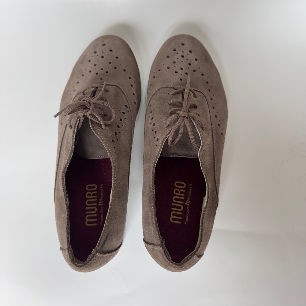 Munro Wellesley Suede Oxford Shoes Taupe Almond | Comfort Lace Up Size 6.5 - Picture 3 of 6